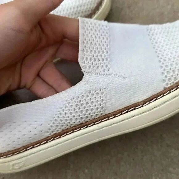 Ugg Women's Sammy Slip Ons - Picture 13 of 14